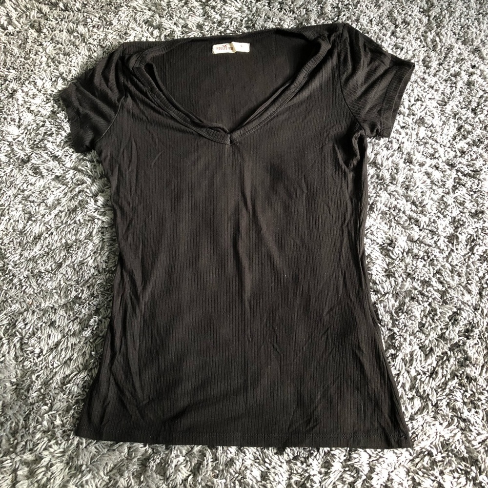 Hollister black tee